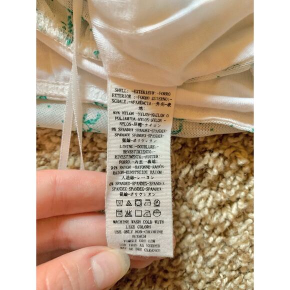 Free People White Floral Lace Cropped Top XS Balloon Sleeve Boho - Picture 7 of 9